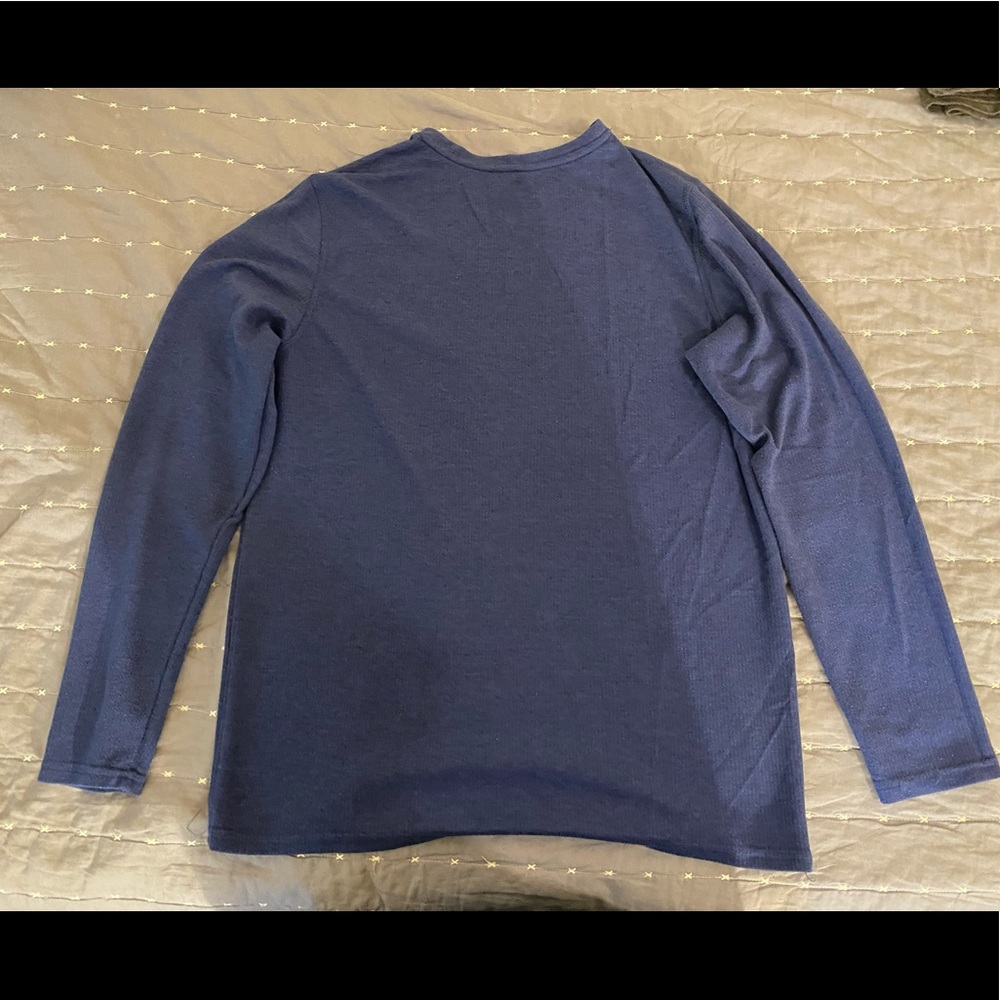 Athletic long sleeve super comfortable